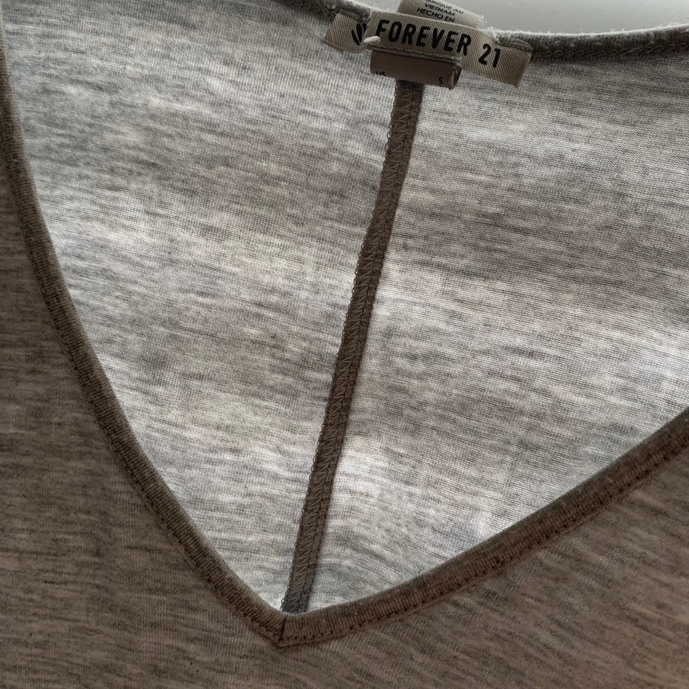 Cropped tee - Picture 2 of 3